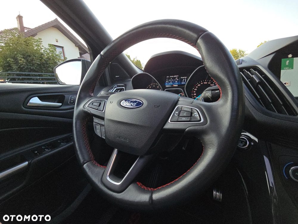 Ford Kuga 2.0 TDCi AWD ST-Line - 28