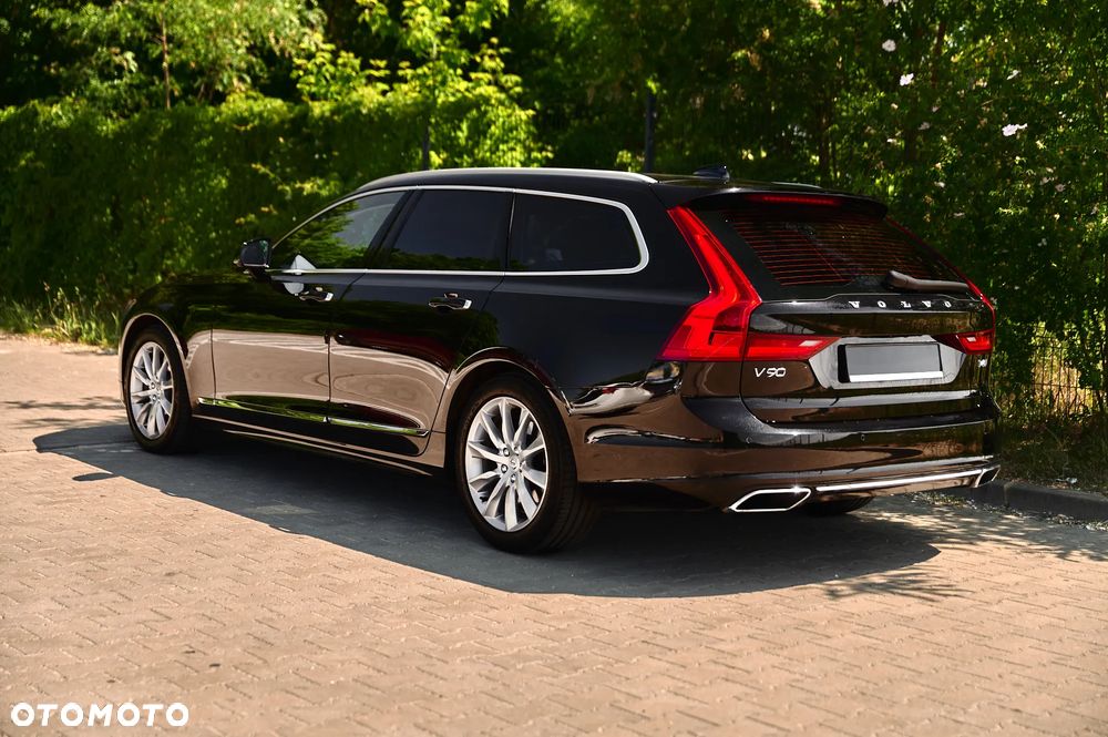 Volvo V90 T4 R-Design - 13