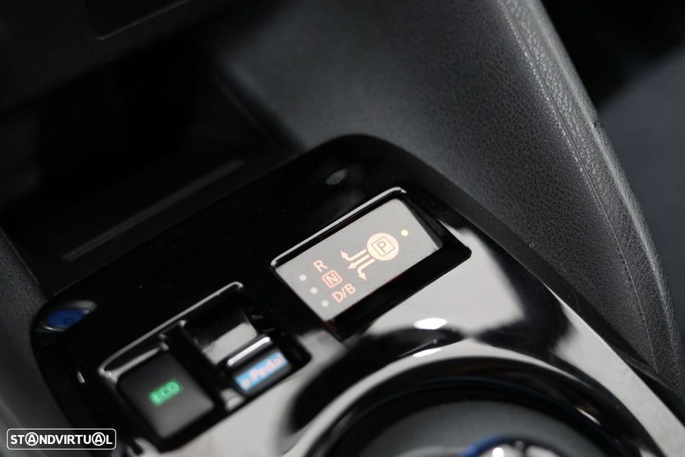 Nissan Leaf N-Connecta - 21