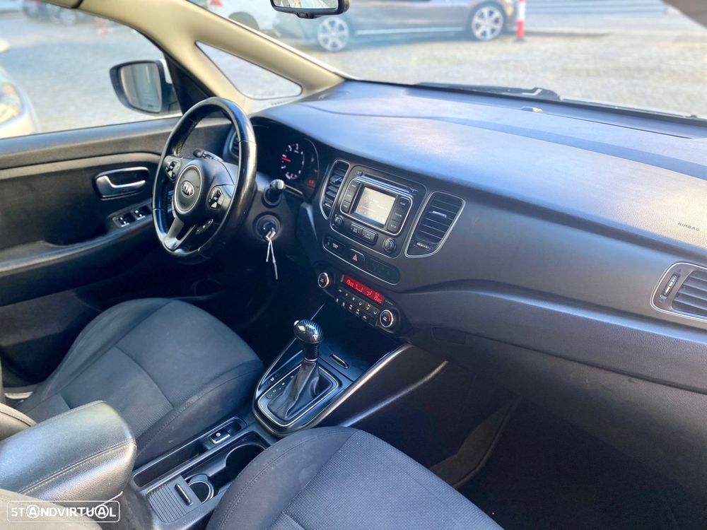 Kia Carens 1.7 CRDi ISG TX Aut. - 19