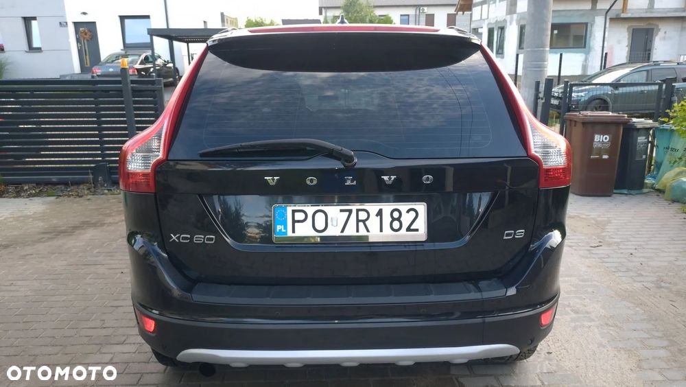 Volvo XC 60 D3 Momentum - 4