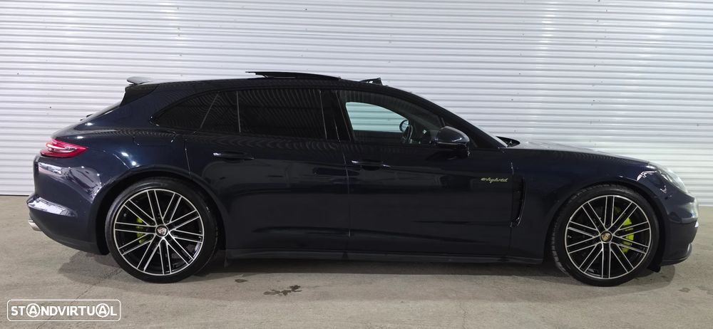 Porsche Panamera Sport Turismo - 10