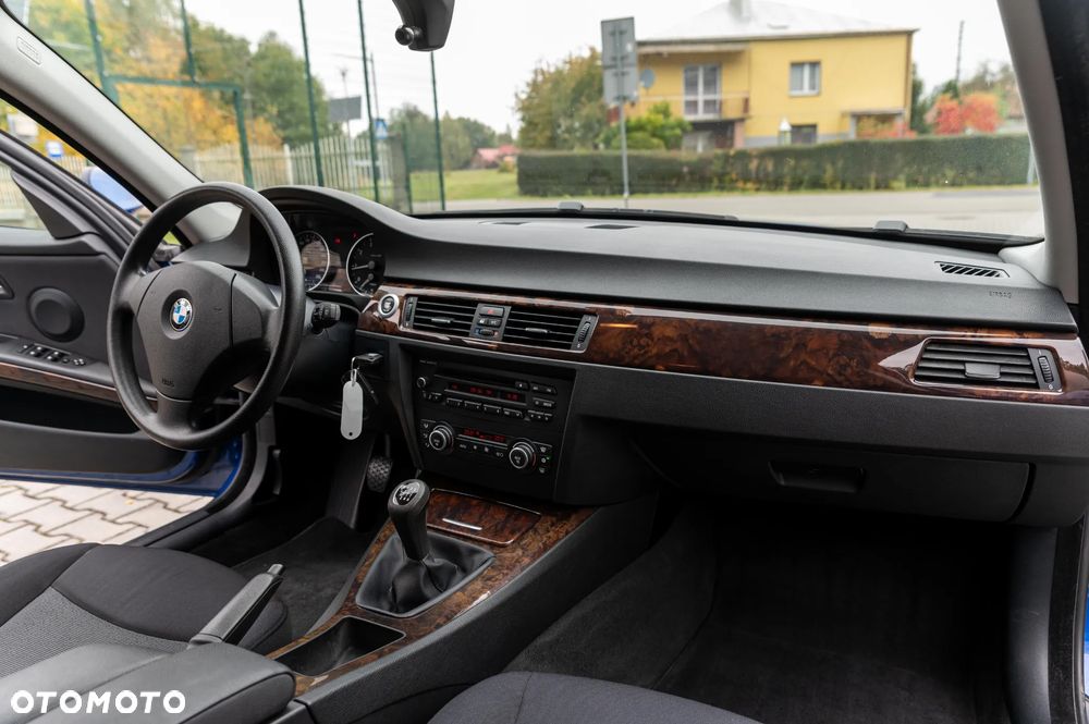 BMW Seria 3 ver-1-5-tsi-opf-fr - 28