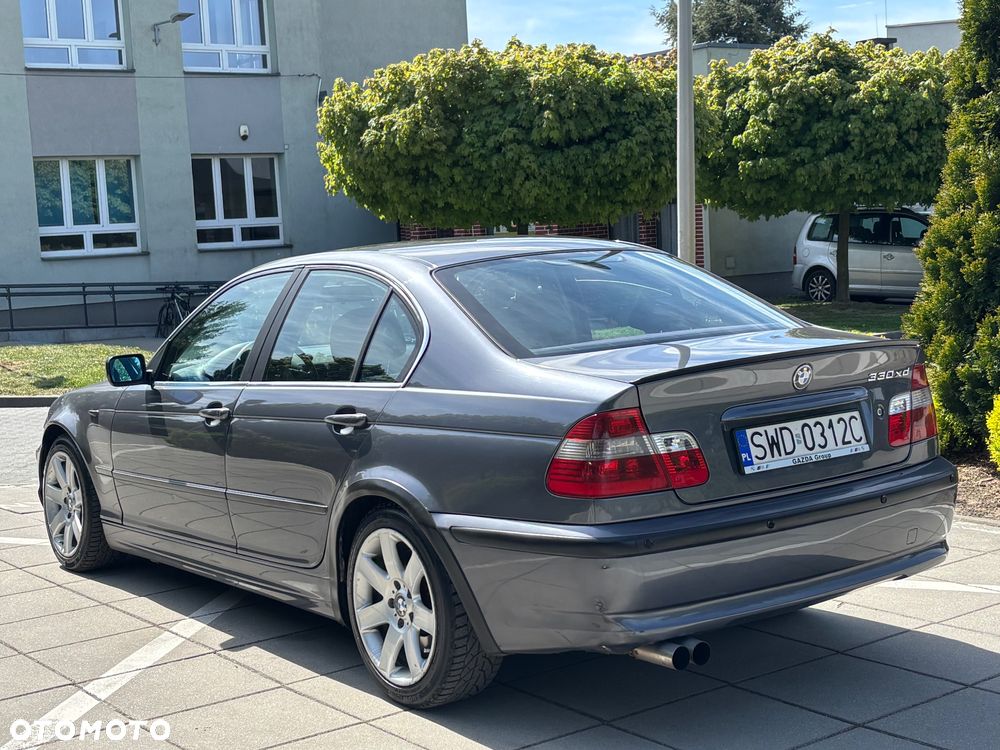 BMW Seria 3 330xd - 4