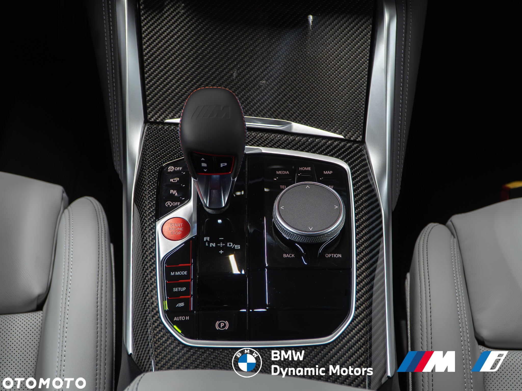 BMW M3 Competition Touring M xDrive - 32