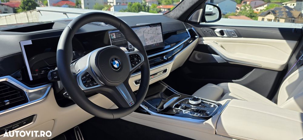 BMW X7 - 7