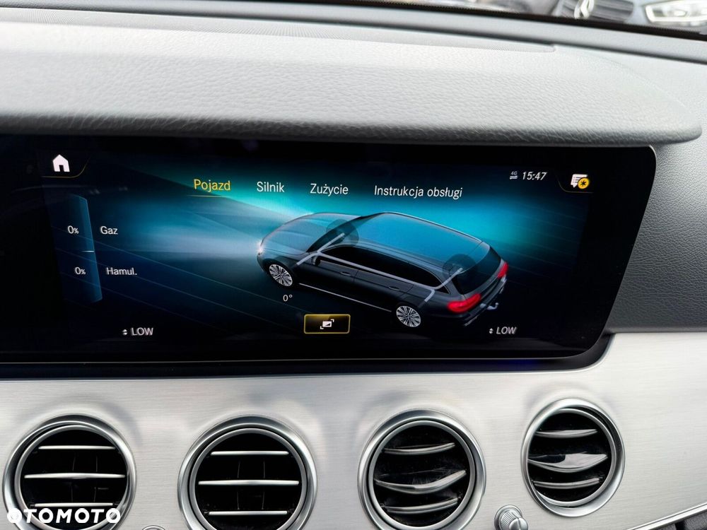 Mercedes-Benz Klasa E 220 d 4-Matic AMG/Avantgarde - 41