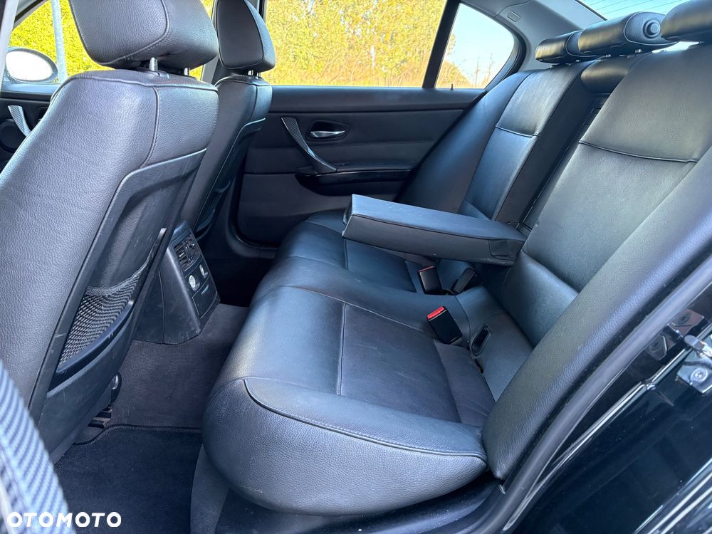 BMW Seria 3 - 27