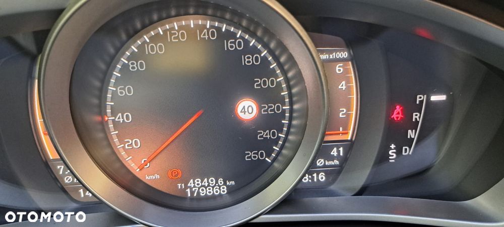 Volvo V40 T3 Drive-E Kinetic - 19