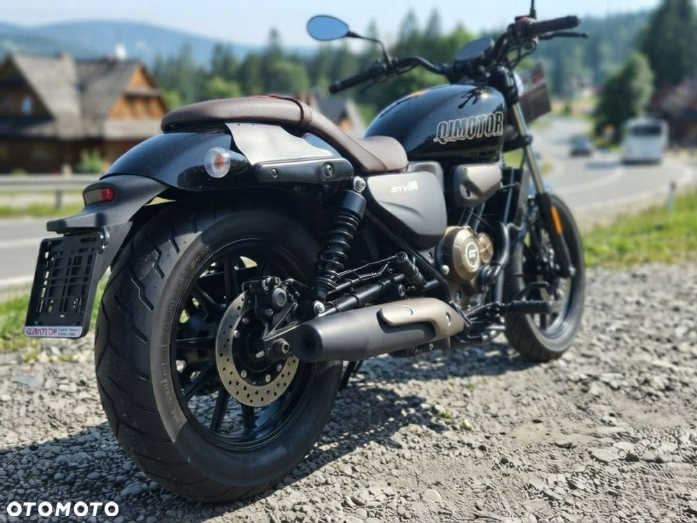 QJMOTOR SRV 125 - 9