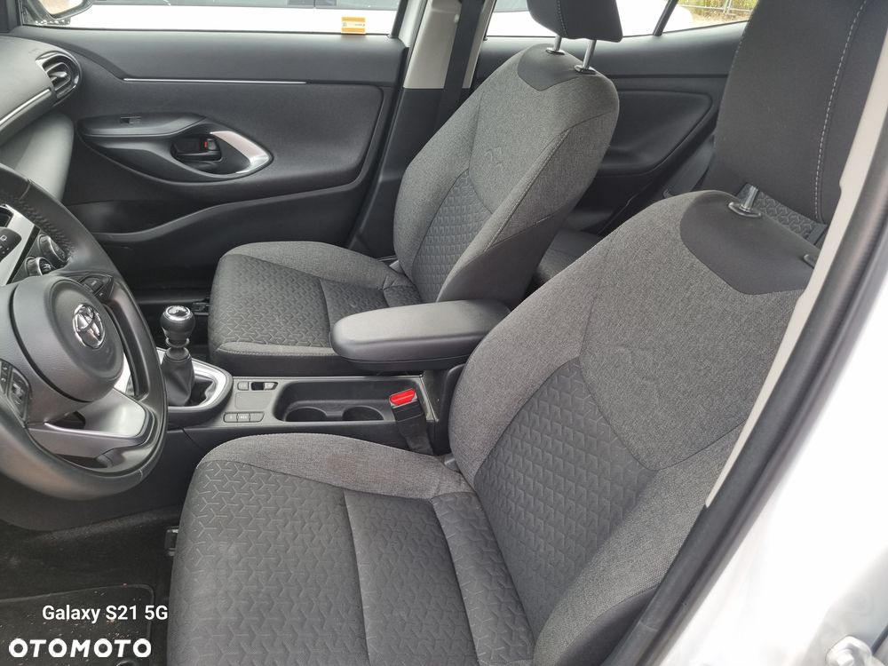Toyota Yaris Cross 1.5 Active - 12