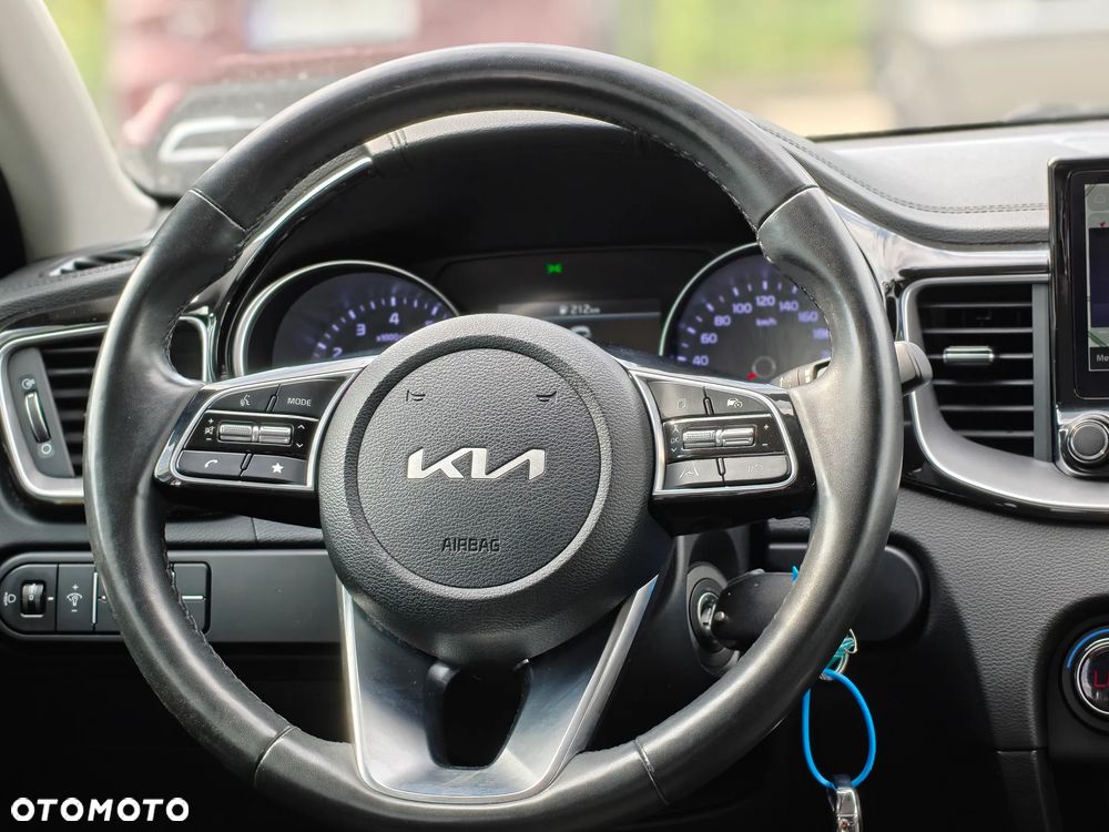 Kia Ceed - 14