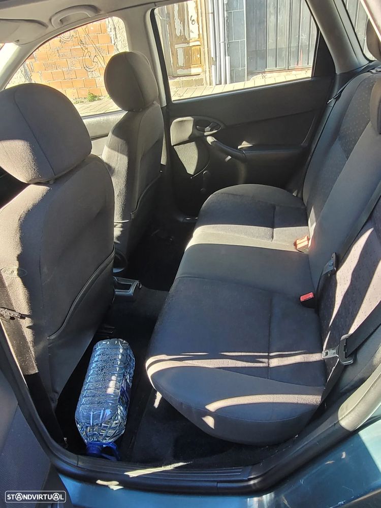 Ford Focus C-Max - 10