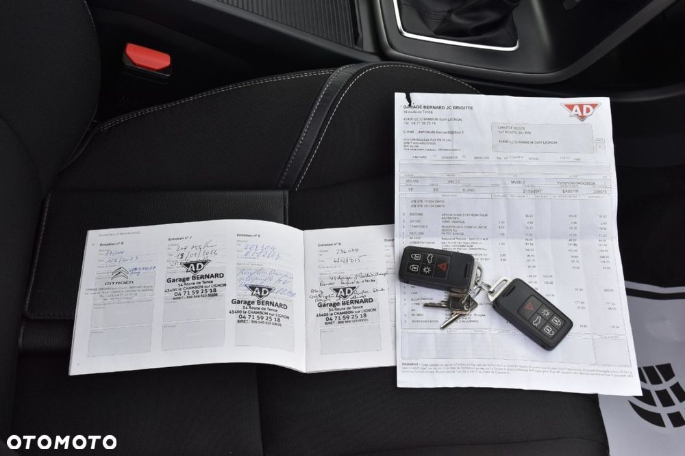 Volvo V40 T2 Geartronic Momentum - 23