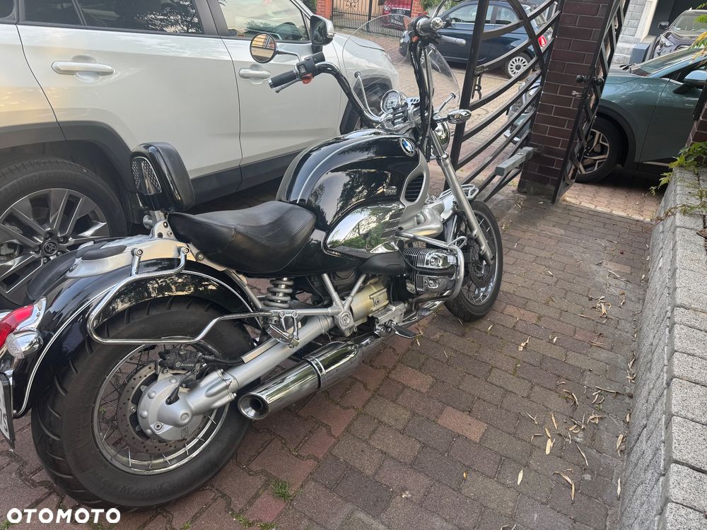 BMW R - 1
