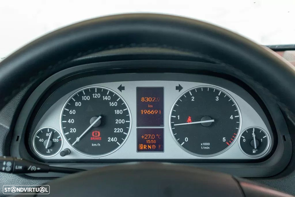 Mercedes-Benz B 200 CDi Autotronic - 10
