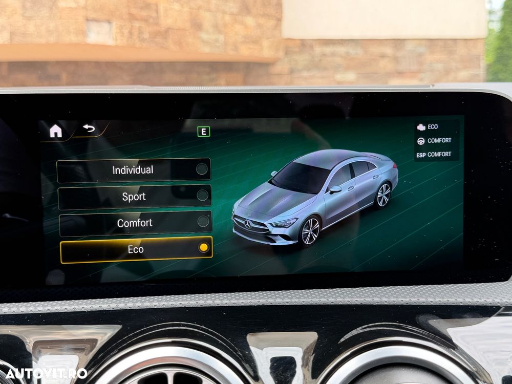 Mercedes-Benz CLA 220 Shooting Brake 7G-DCT AMG Line - 24