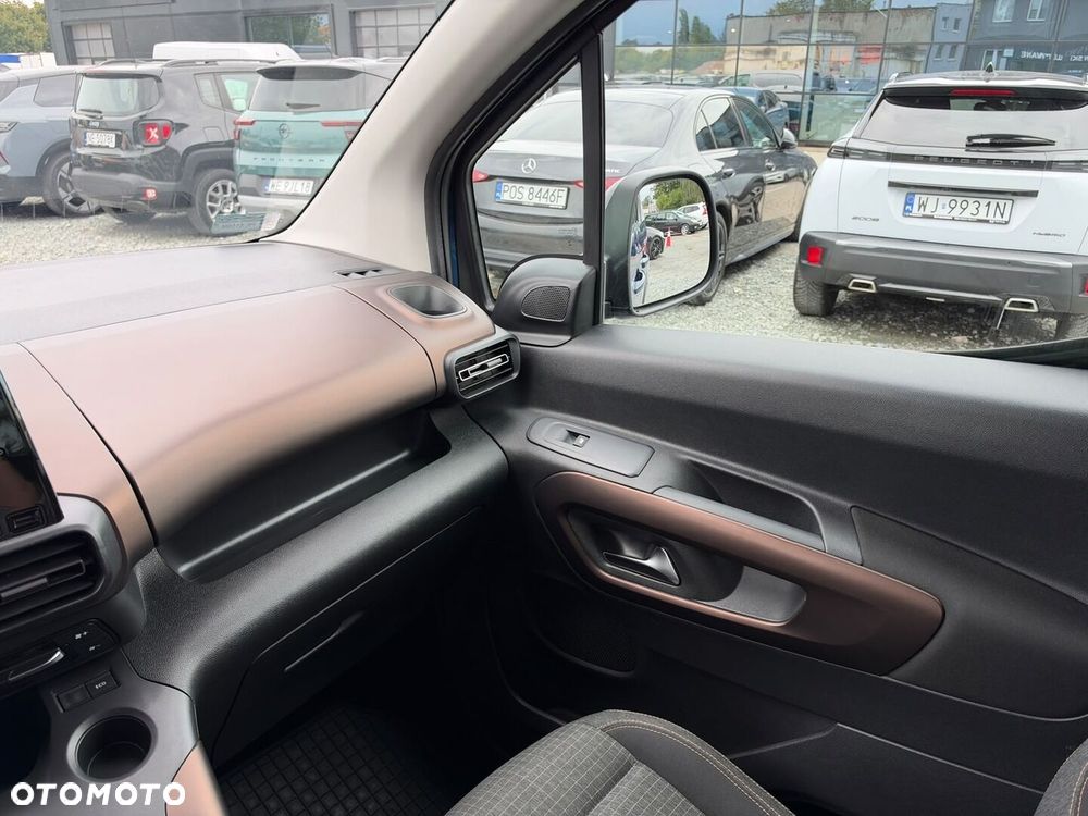 Peugeot Rifter 1.2 PureTech GT S&S - 23
