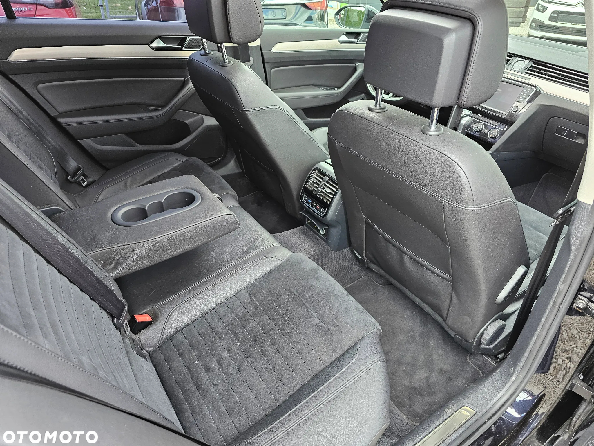 Volkswagen Passat Variant 2.0 TDI SCR 4Motion DSG (BMT) Highline - 25