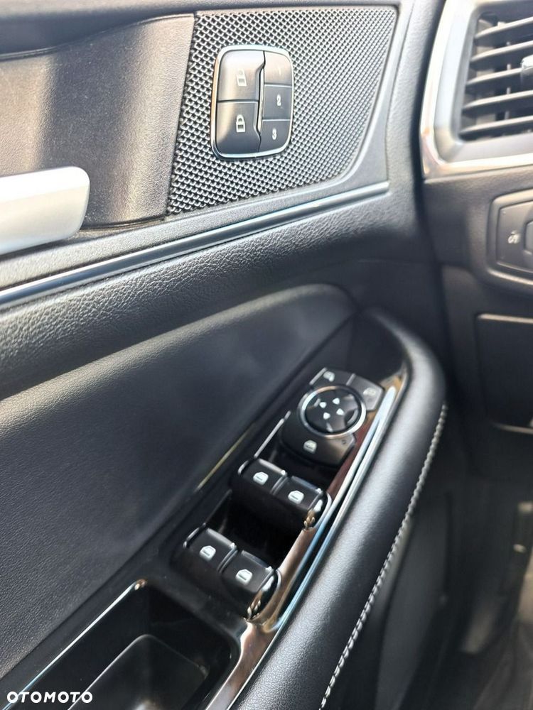 Ford Edge - 25