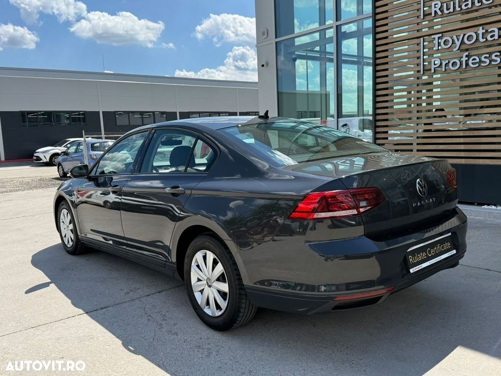 Volkswagen Passat - 7