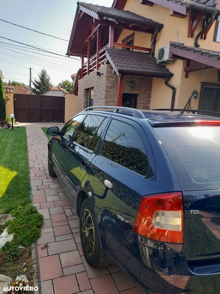 Skoda Octavia Combi 1.6 TDI DPF Ambition - 7