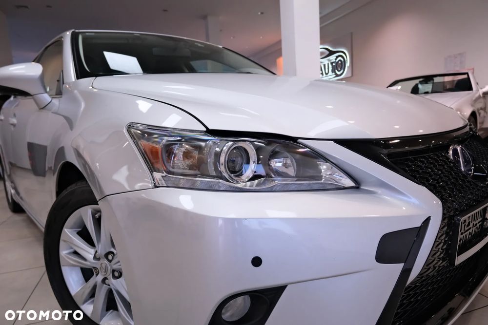 Lexus CT - 5