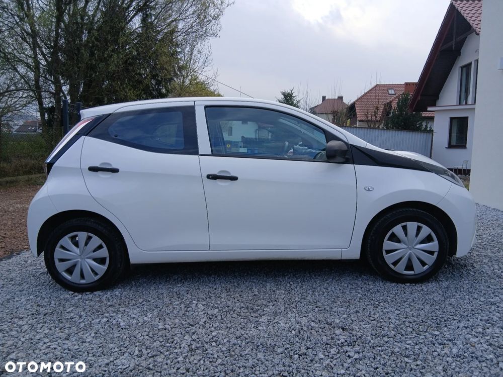 Toyota Aygo - 8