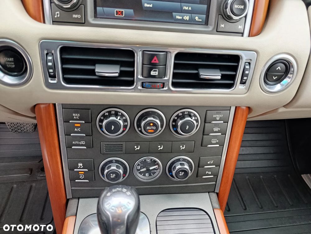 Land Rover Range Rover 3.6TD V8 Vogue - 24