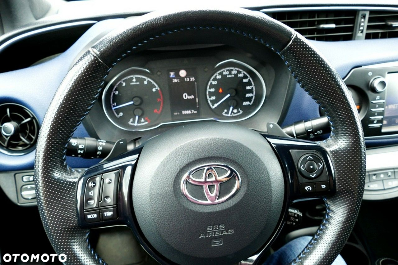 Toyota Yaris - 24