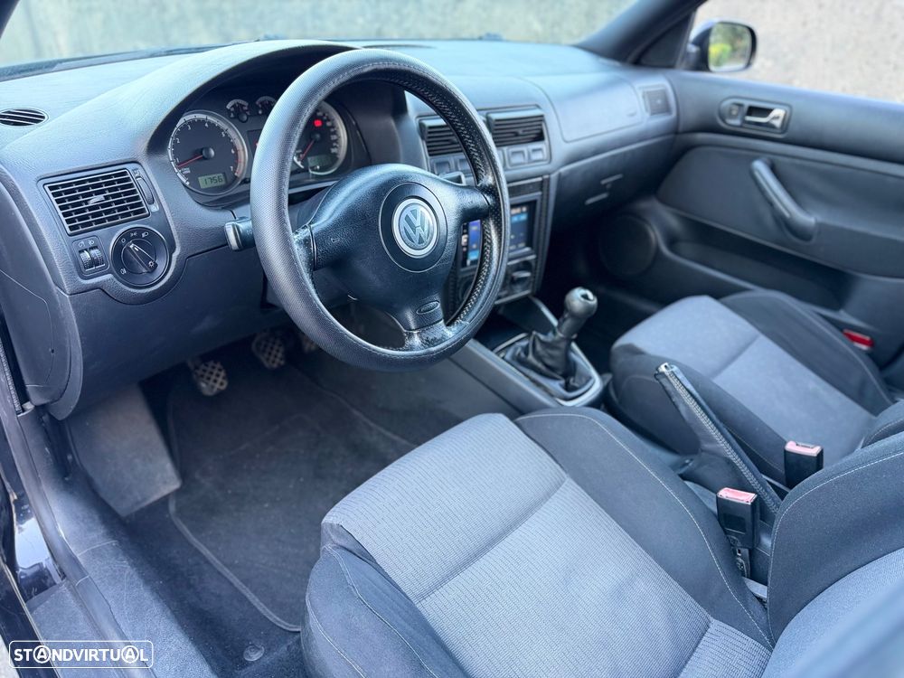 VW Golf 1.4i 25 Anos - 13
