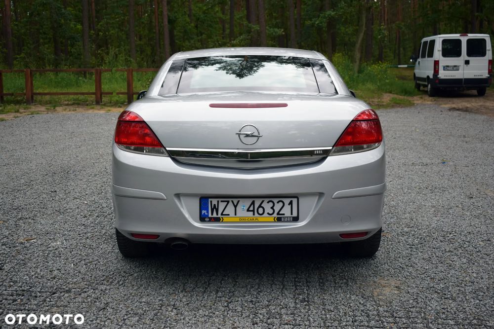 Opel Astra 1.8 Cosmo - 9