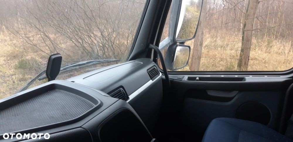 Volvo FM 380 Euro5 Super Stan tylko 620tyś km kabina sypialna ogrzewany kontener - 17