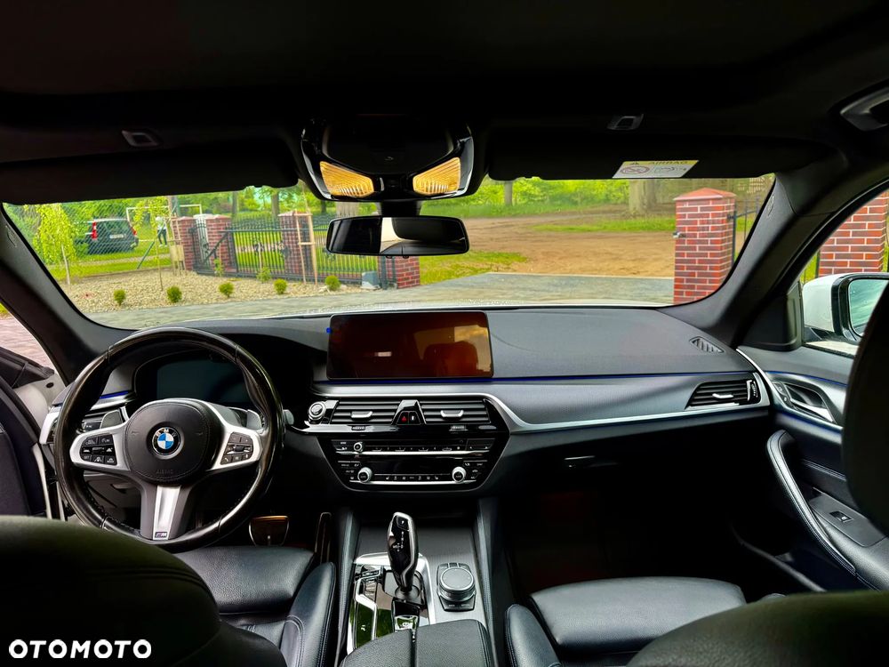 BMW Seria 5 520d - 8