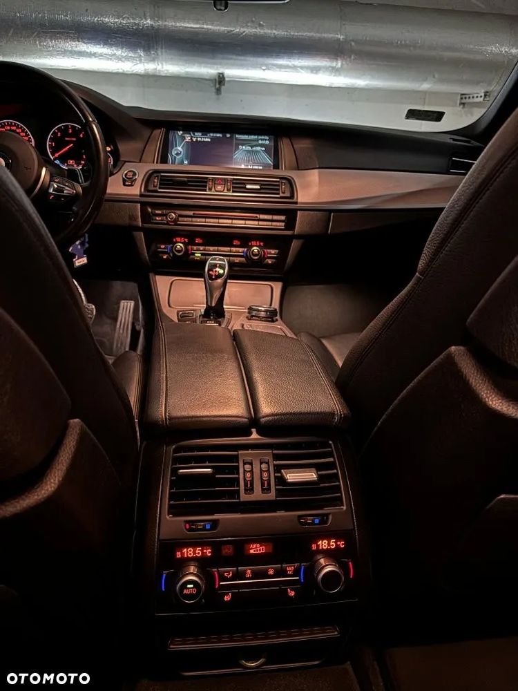 BMW Seria 5 530d xDrive - 20
