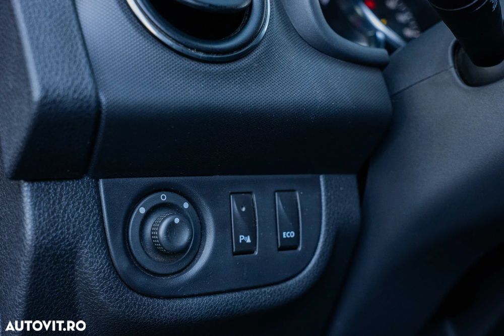 Dacia Logan 0.9 TCe Easy-R Prestige - 17