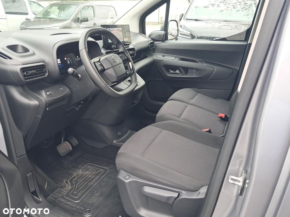 Toyota PROACE CITY - 11
