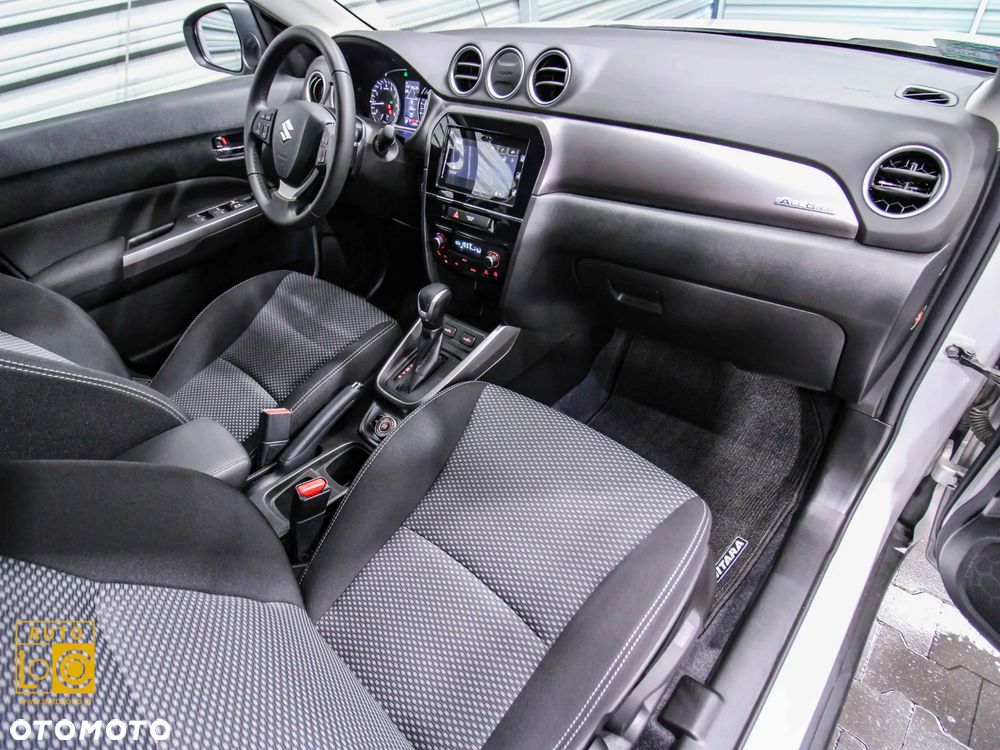 Suzuki Vitara 1.5 Strong Hybrid Premium 4WD AGS - 9