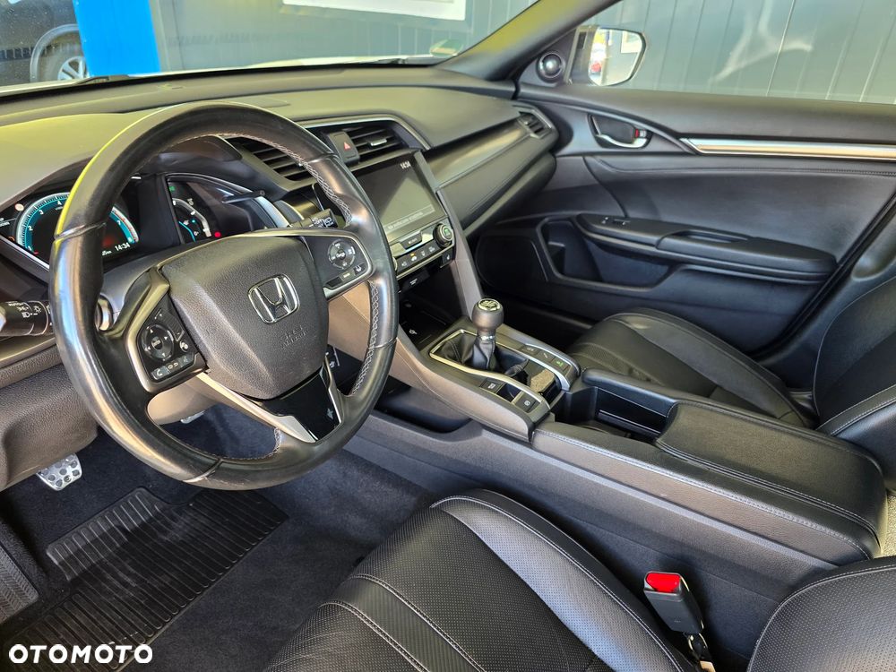 Honda Civic 1.5 T Prestige (Navi) - 18