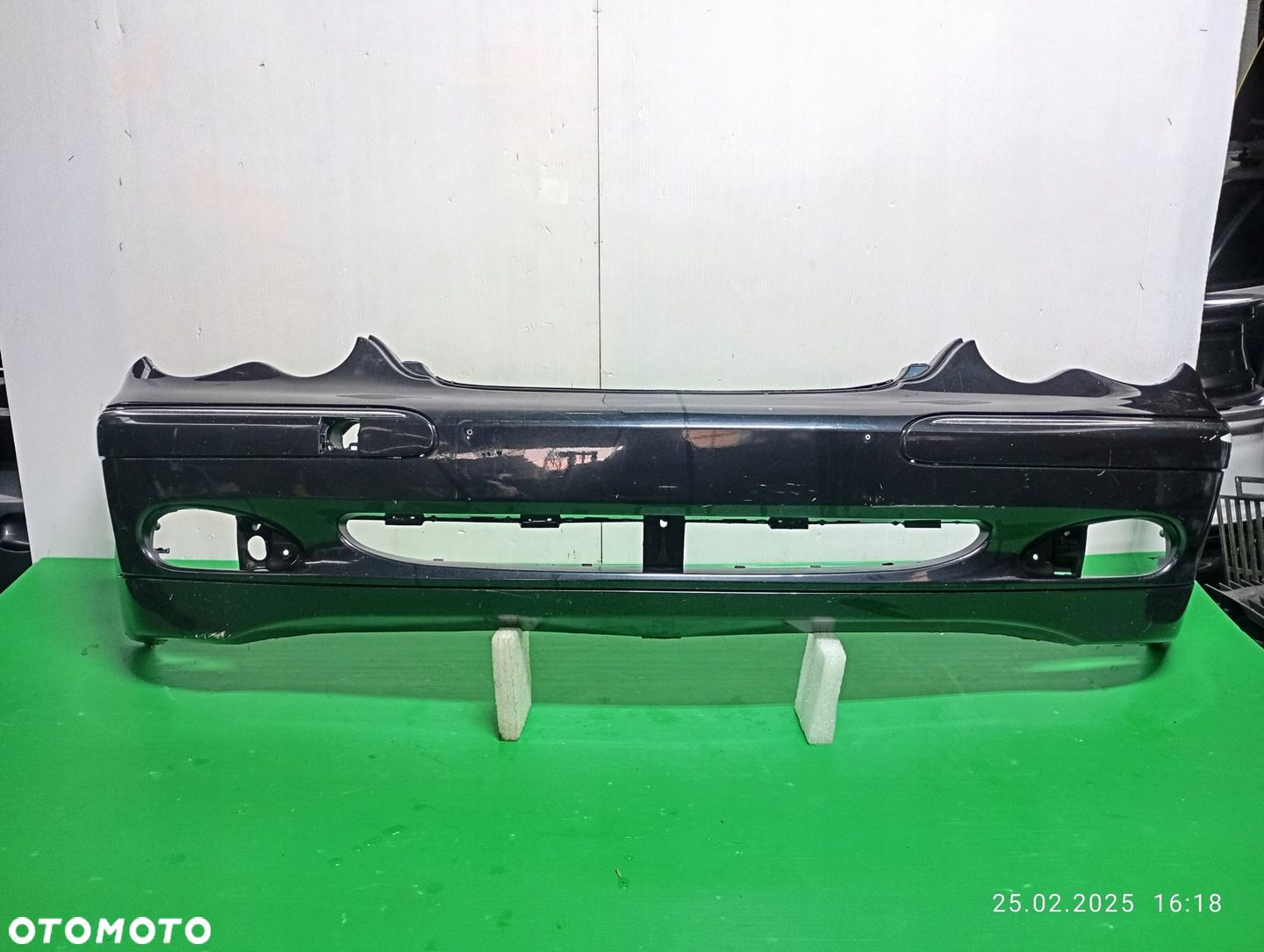 ZDERZAK PRZÓD PRZEDNI MERCEDES C-KLASA W203 A2038850025 00-04r - 1