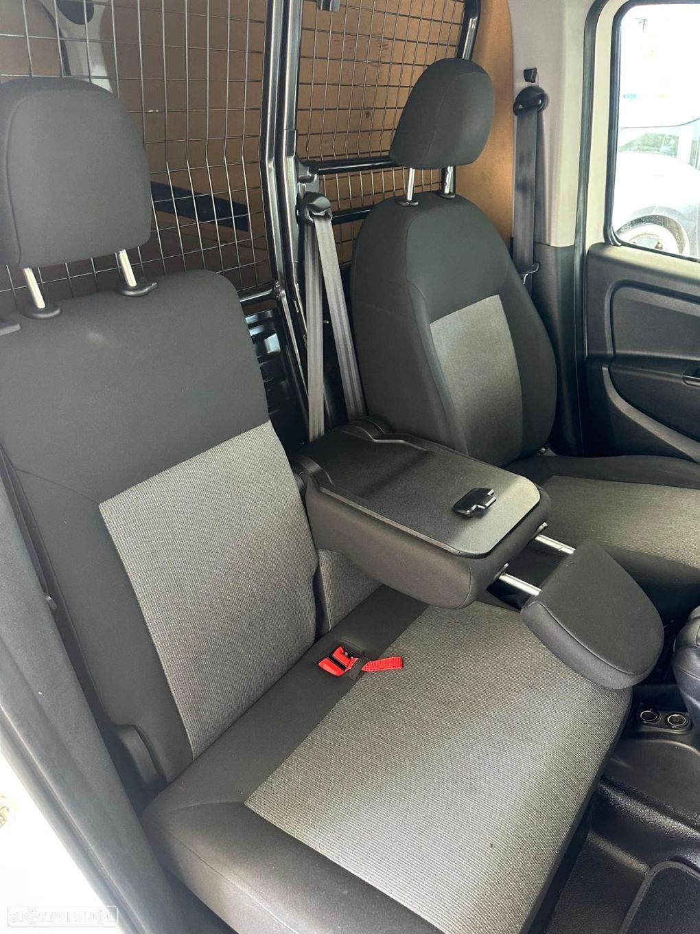 Fiat Doblo Combi 1.3 Multijet - 10