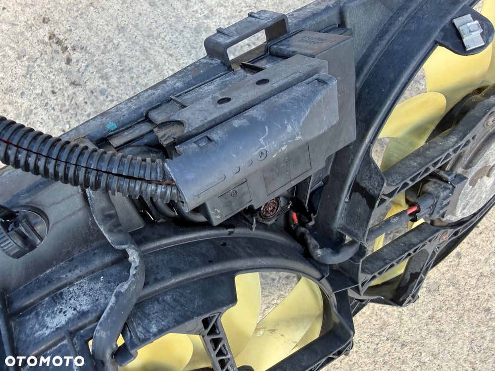 OPEL VECTRA C SIGNUM  WENTYLATOR CHŁODNICY obudowa moduł wentylatorów 1.9 Cdti Diesel - 3