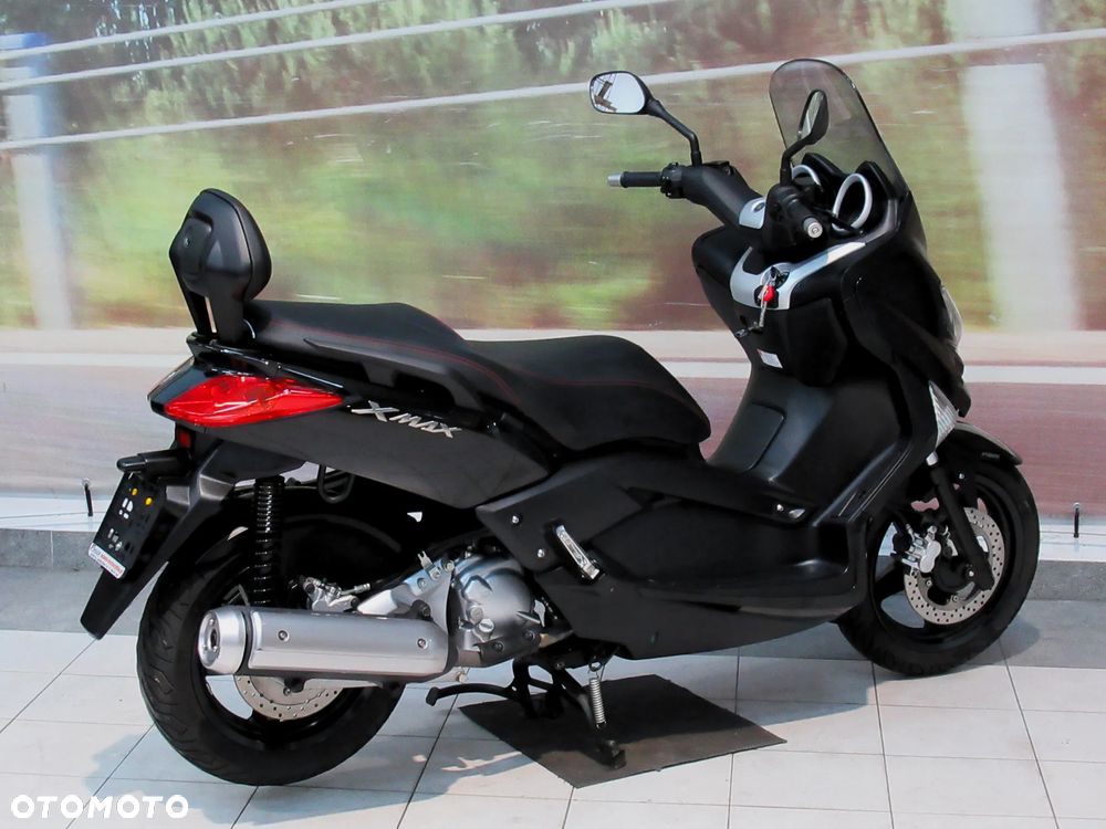 Yamaha X-max - 8
