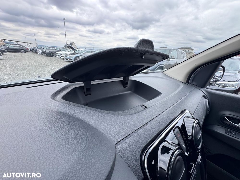 Dacia Lodgy 1.5 Blue dCi Laureate - 28