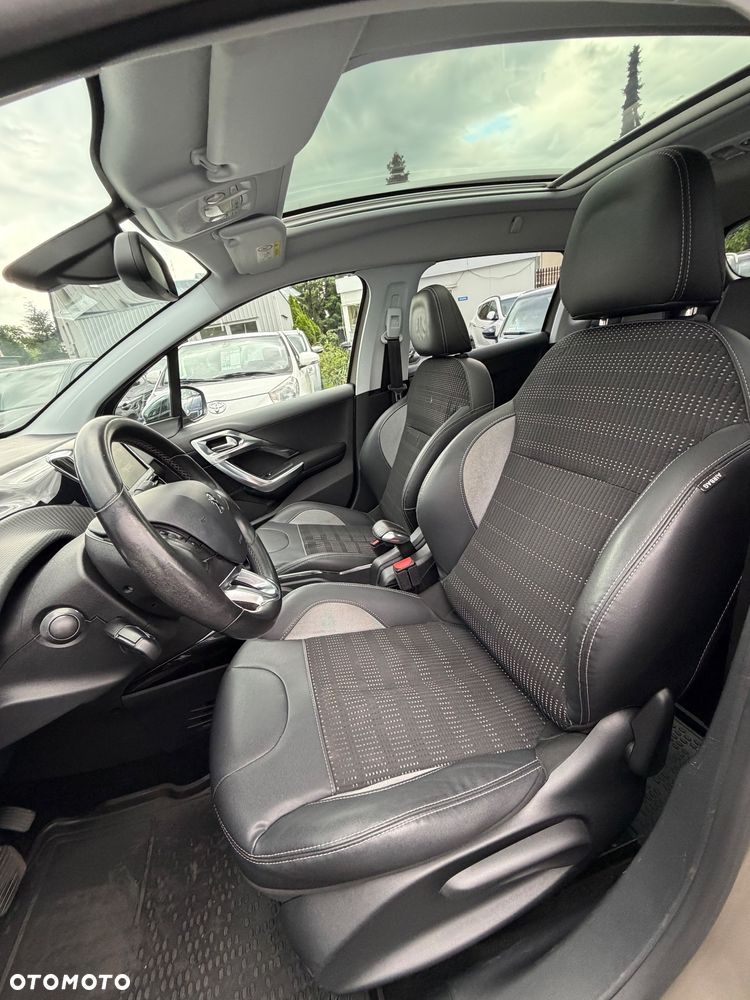 Peugeot 2008 1.6 VTi Allure - 13