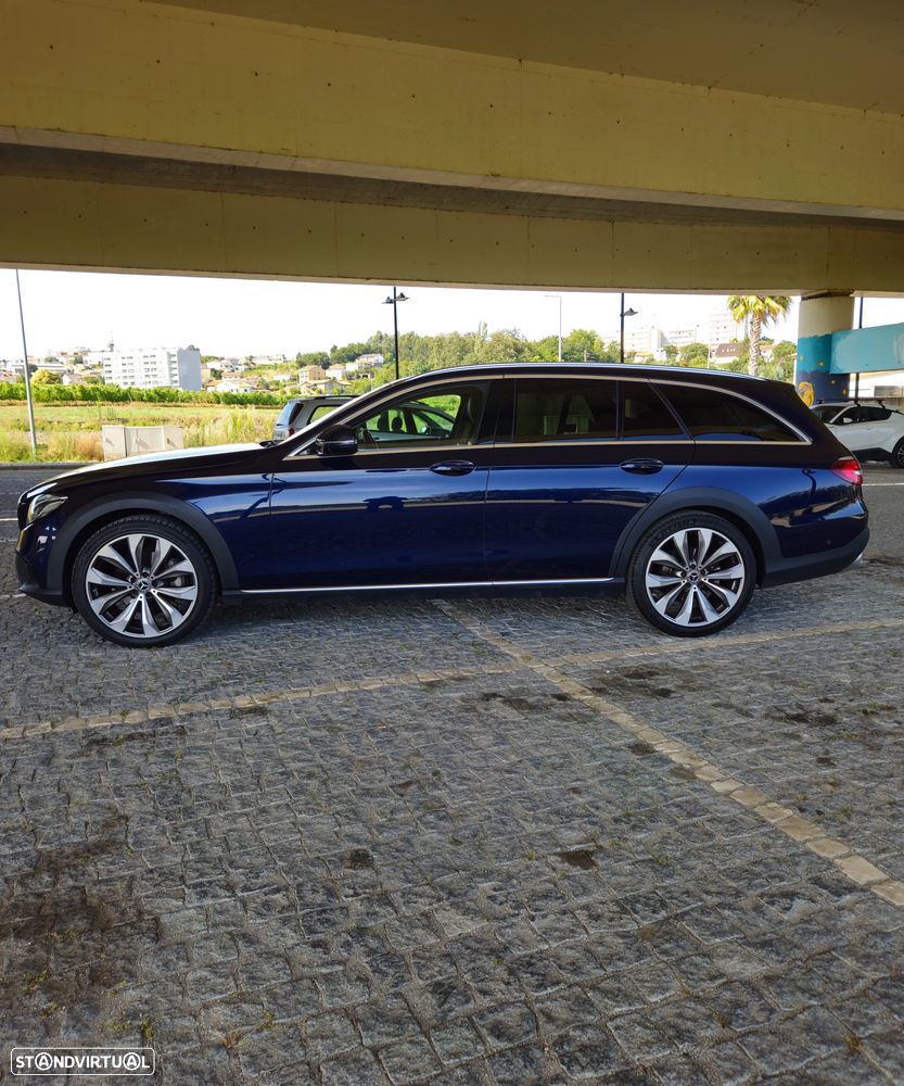 Mercedes-Benz E 220 d 4Matic All-Terrain 9G-TRONIC Exclusive - 4