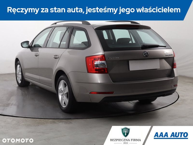 Skoda Octavia - 6