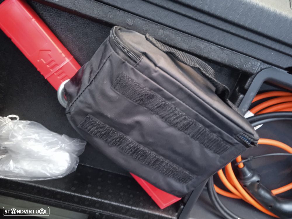 Peugeot 3008 1.6 Hybrid Allure Pack e-EAT8 - 46