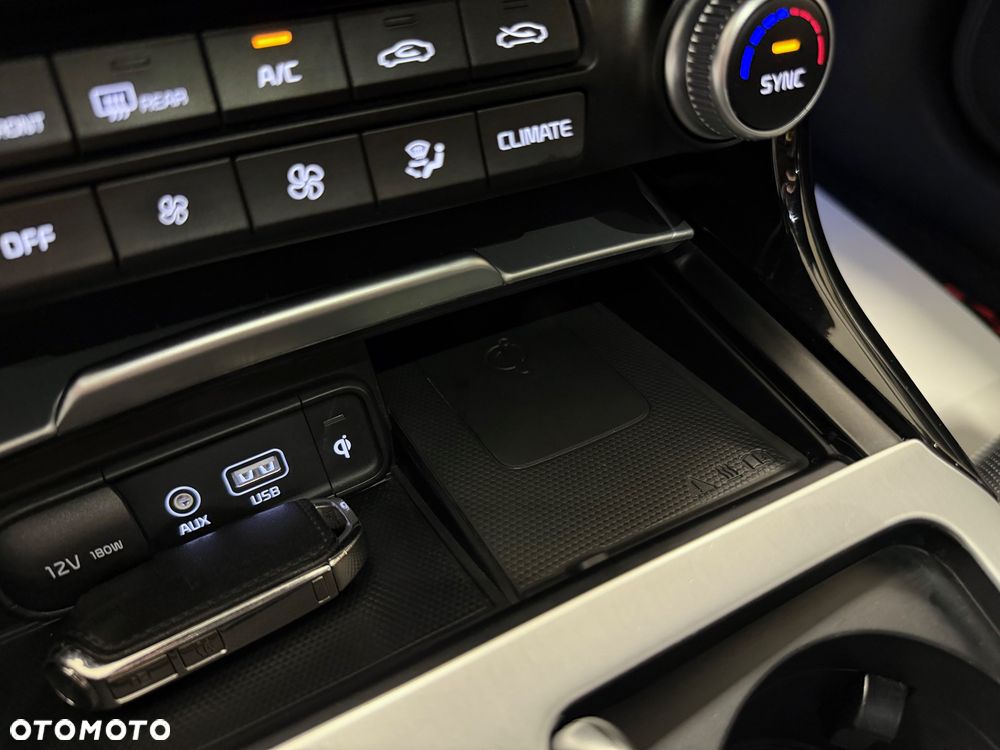 Kia Stinger 3.3 T-GDI V6 GT AWD - 23