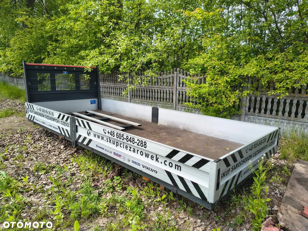 zabudowa skrzyniowa Iveco Daily 2024r. - 1